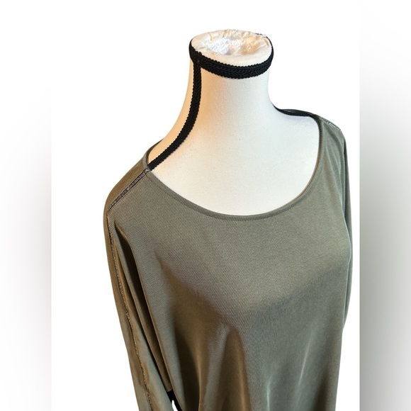 Chico's Chic Olive Tunic Top - Picture 4 of 8